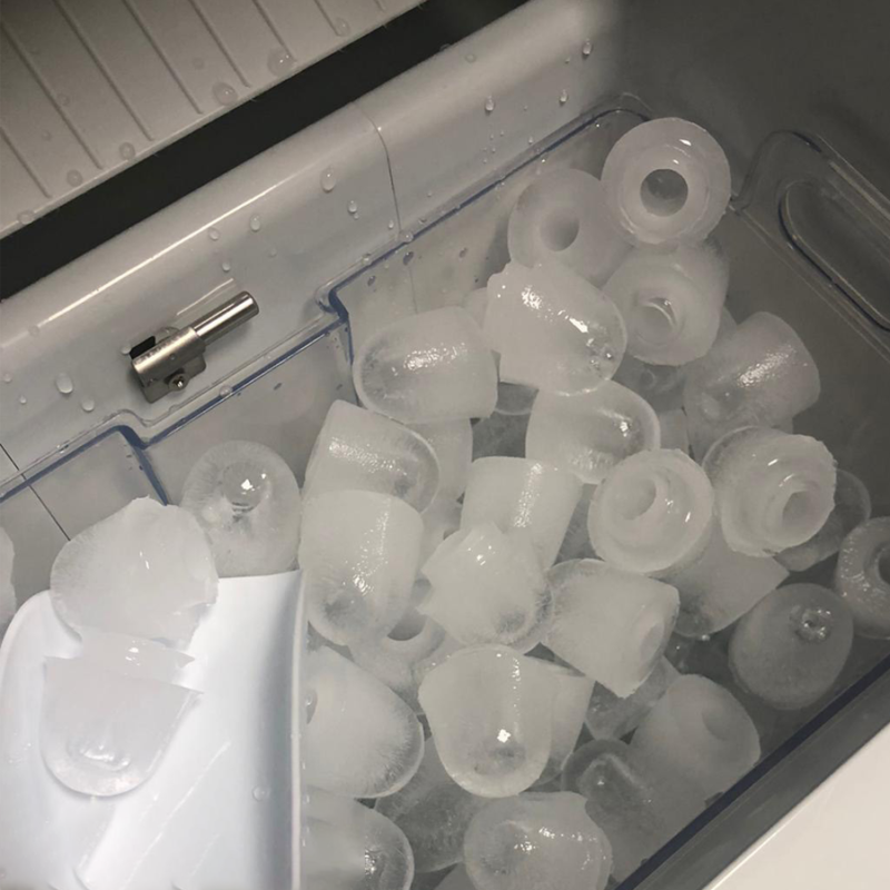 ugur-ubm-20-buz-makinesi-13368_2.png ugur-ubm-20-buz-makinesi-13368_2.png