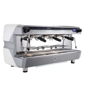 Casadio NETTUNO A3 TC Tall Cup Tam Otomatik Espresso Kahve Makinesi 3 Gruplu Beyaz