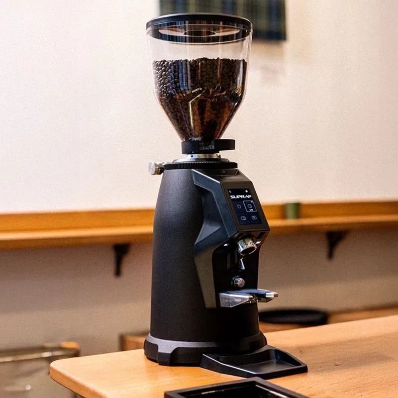 Macap SUPRA 68 C-73 G On Demand Tartılı, Soğutmalı Espresso Kahve Değirmeni 68 mm Siyah